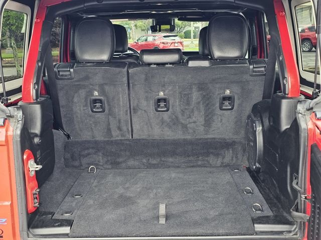 Used 2022 Red Jeep Unlimited Rubicon 4xe image 15