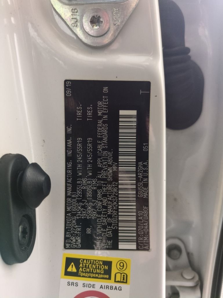 Used 2019 Blizzard Pearl Toyota Limited image 33