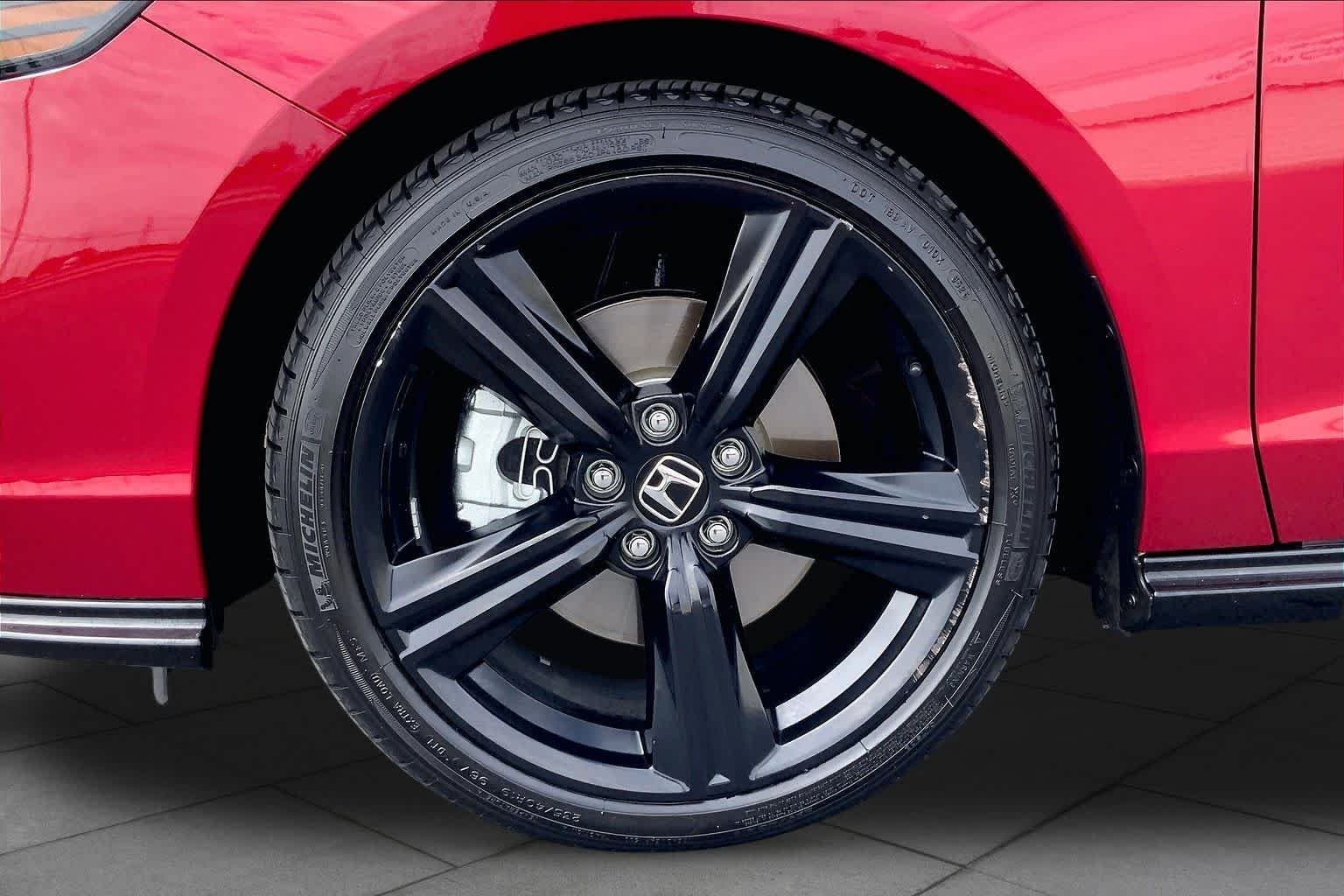 Used 2026 Radiant Red Metallic Honda Sport-L image 10