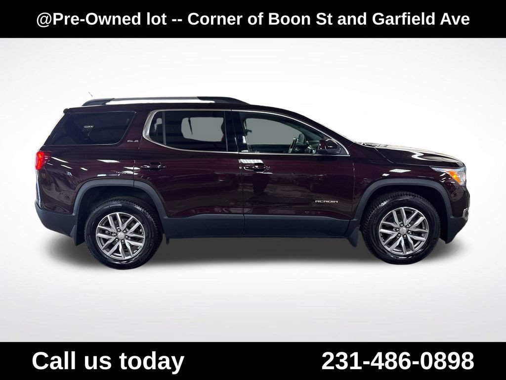 Used 2017 BLACK CHERRY METALLIC GMC SLE image 6