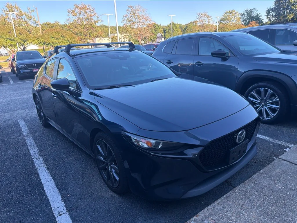 Used 2020 Blue Mazda Preferred image 4