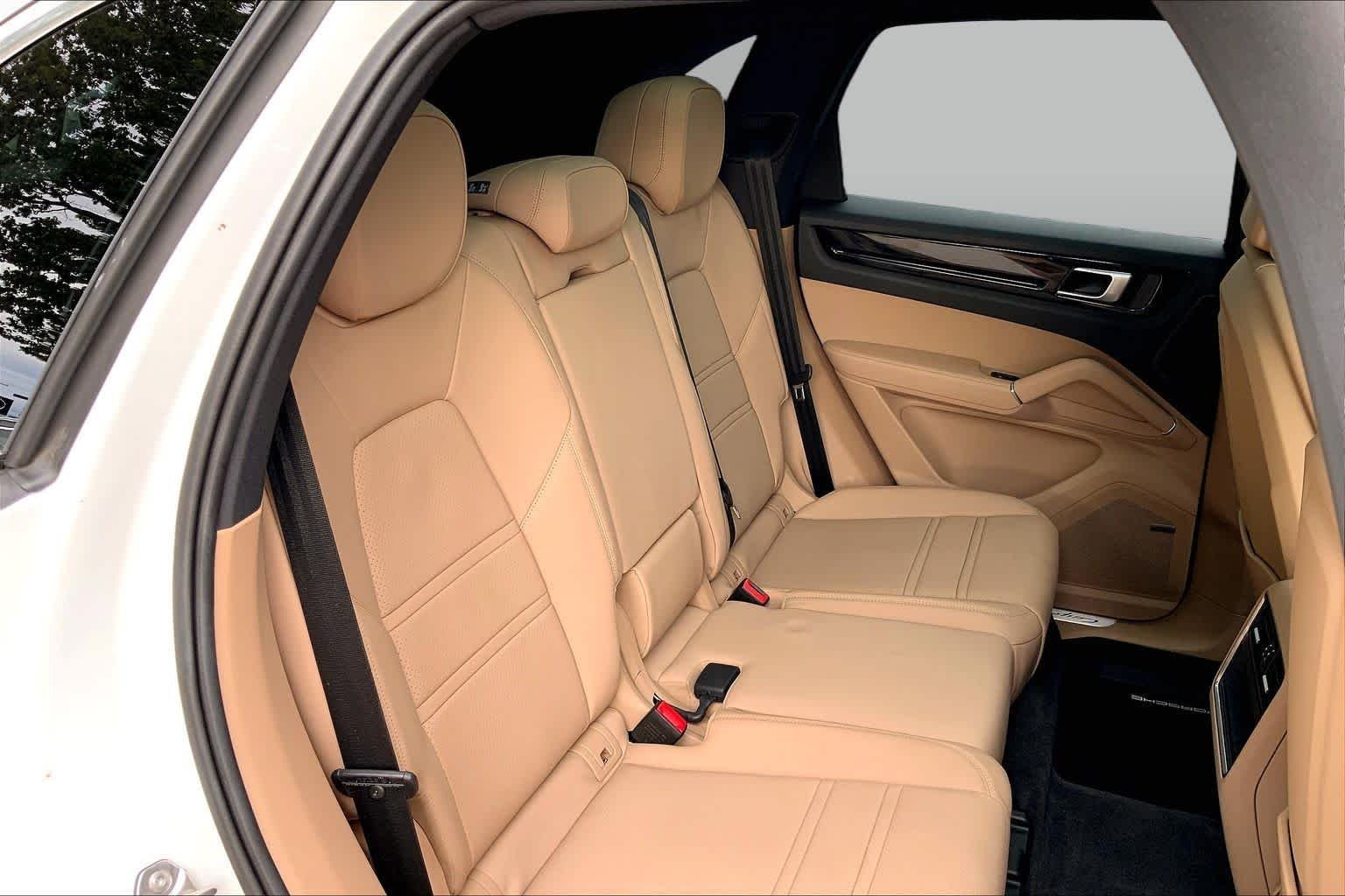 Used 2023  Porsche  image 20