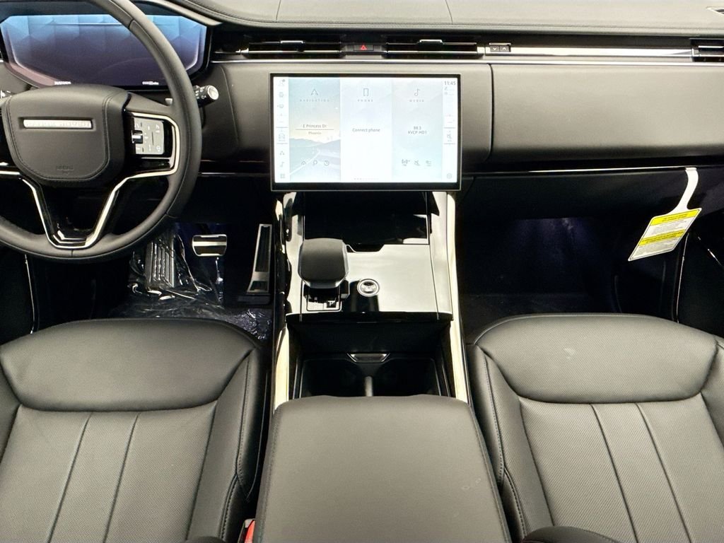 New 2026 Santorini Black Land Rover Dynamic SE image 13