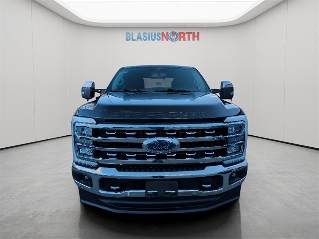 2023 Ford F-250 photo 2