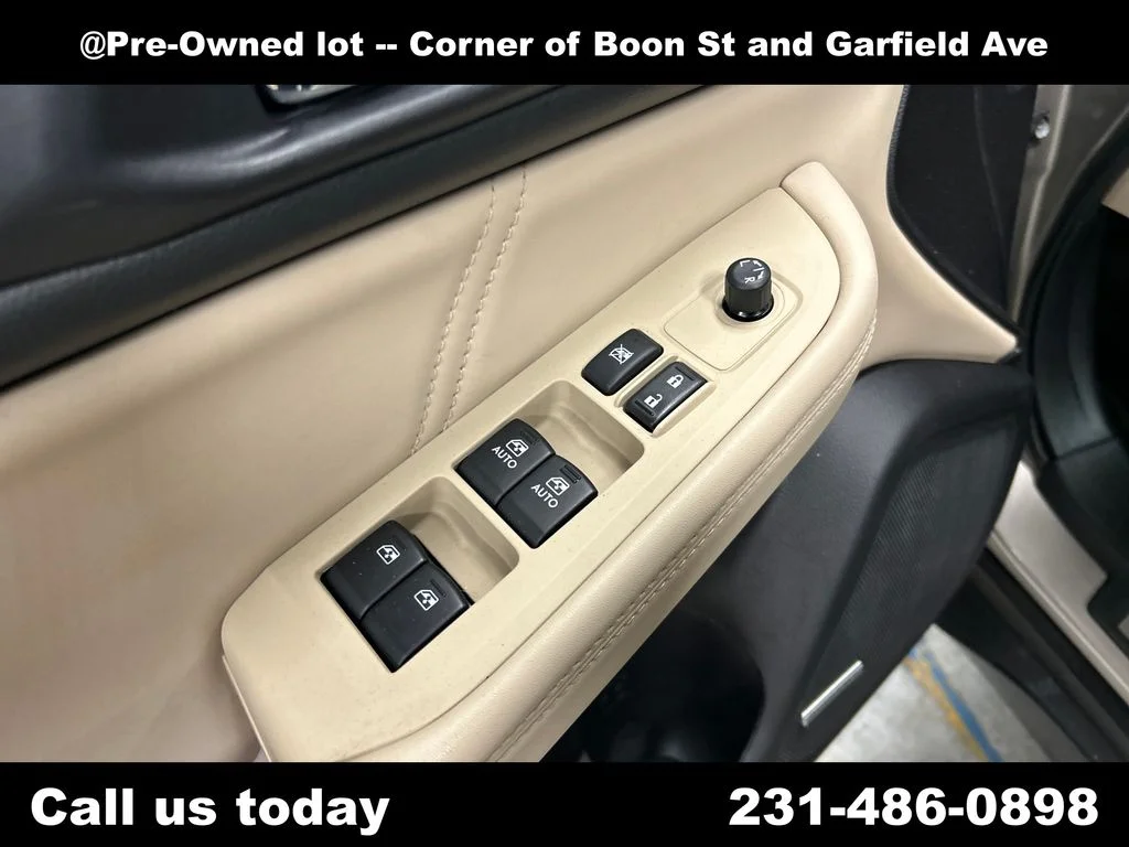 Used 2018 Gray Subaru 2.5i image 16