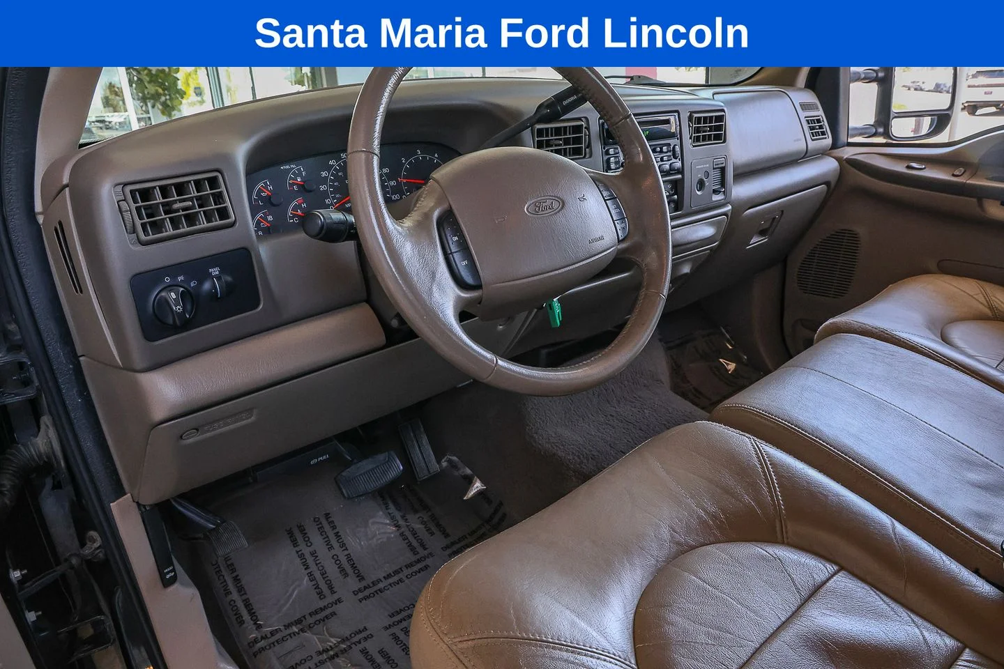 Used 2000 Black Ford Lariat image 14