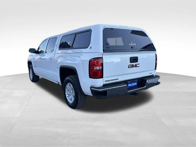 Used 2016 SUMMIT WHITE GMC SLE image 3