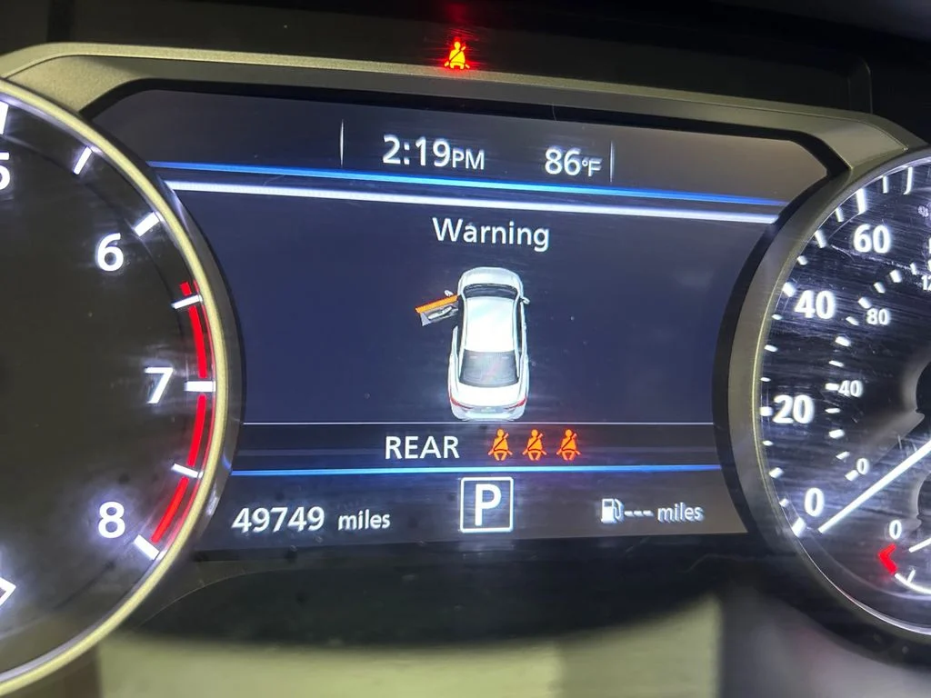 Used 2024 White Nissan SV image 10