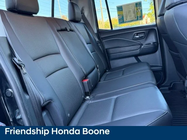 Used 2023 Black Honda RTL image 42