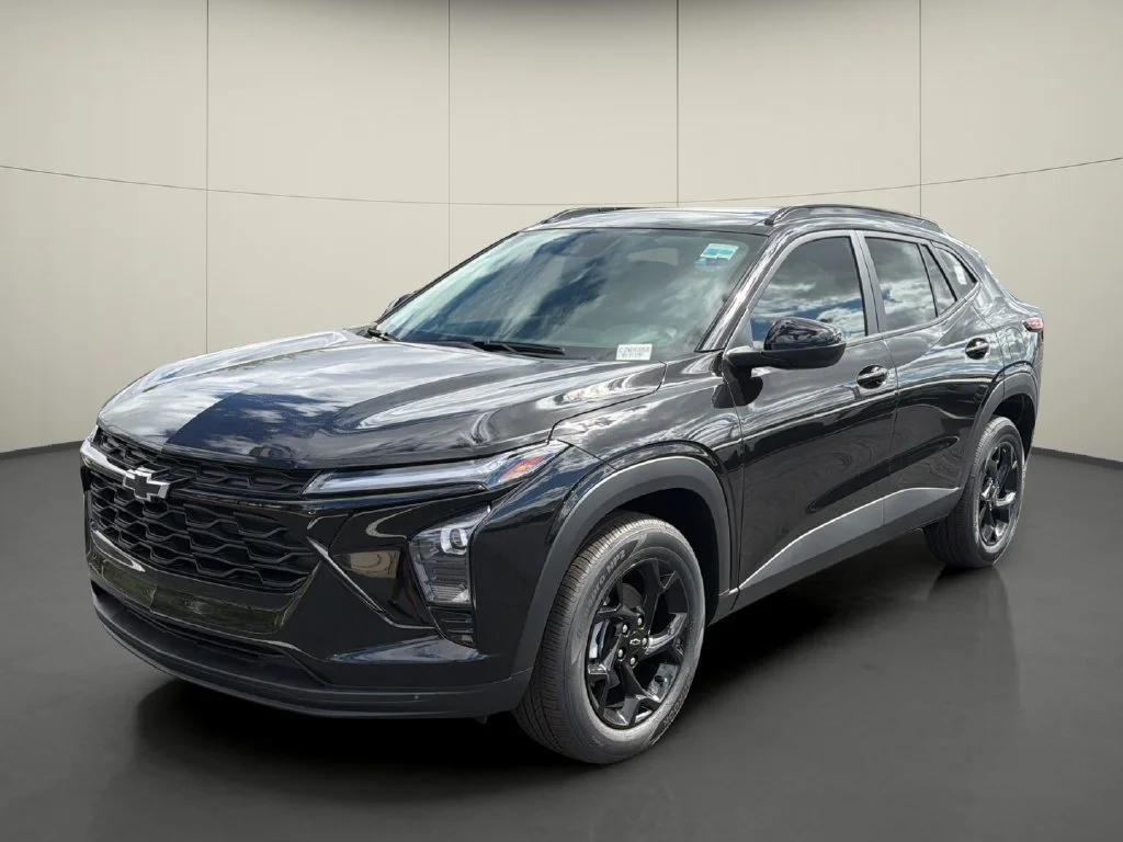 New 2026 Mosaic Black Metallic Chevrolet LT image 3