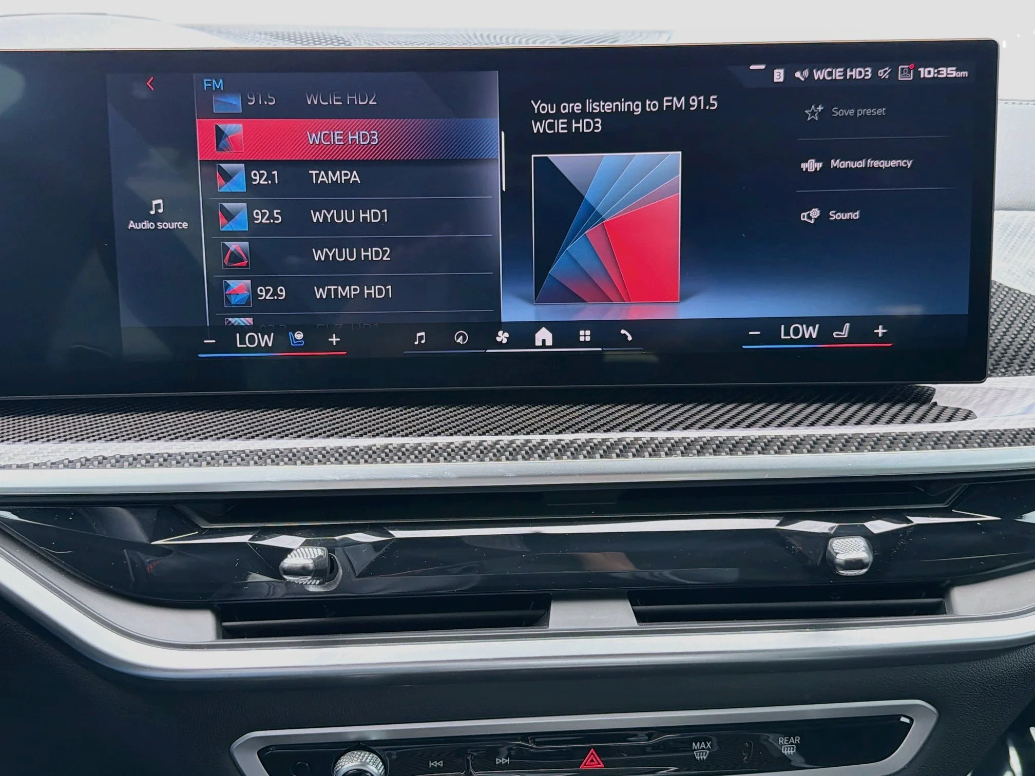 Used 2025 Black Sapphire Metallic BMW M60i image 33