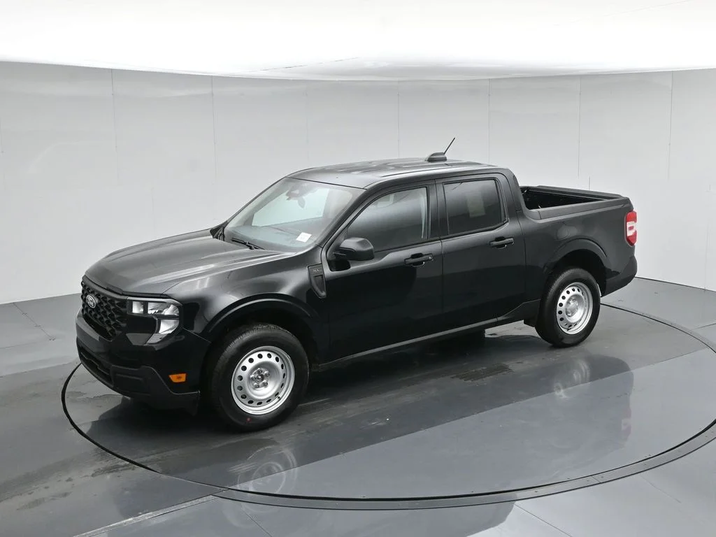 New 2026 Shadow Black Ford XL image 36