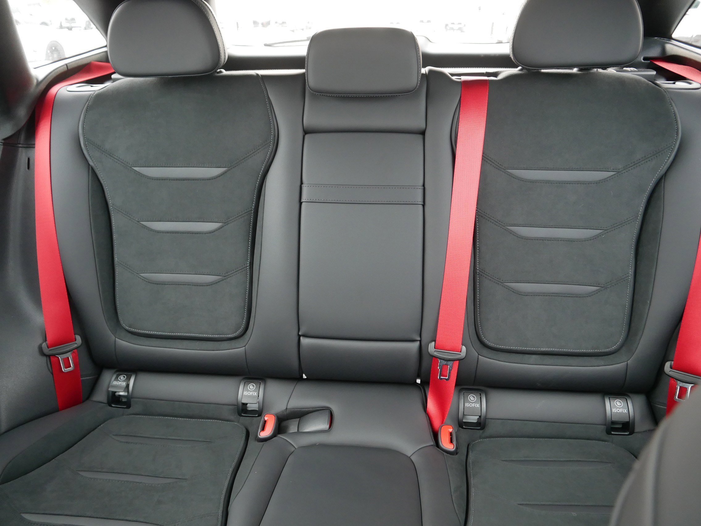 2025 Mercedes-Benz GLC AMG GLC63 S - Photo 13