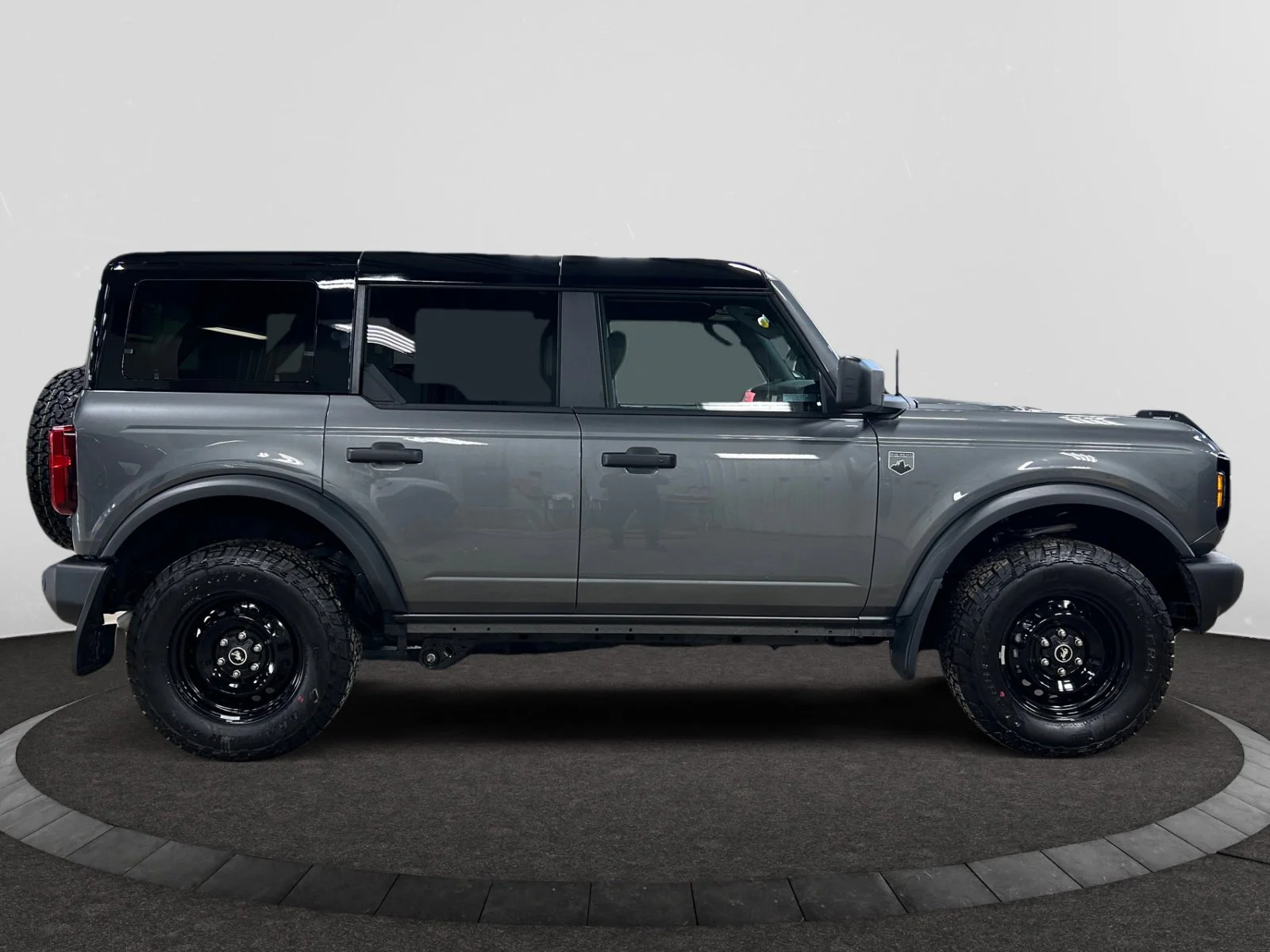 New 2026 Carbonized Grey Metallic Ford Big Bend image 6