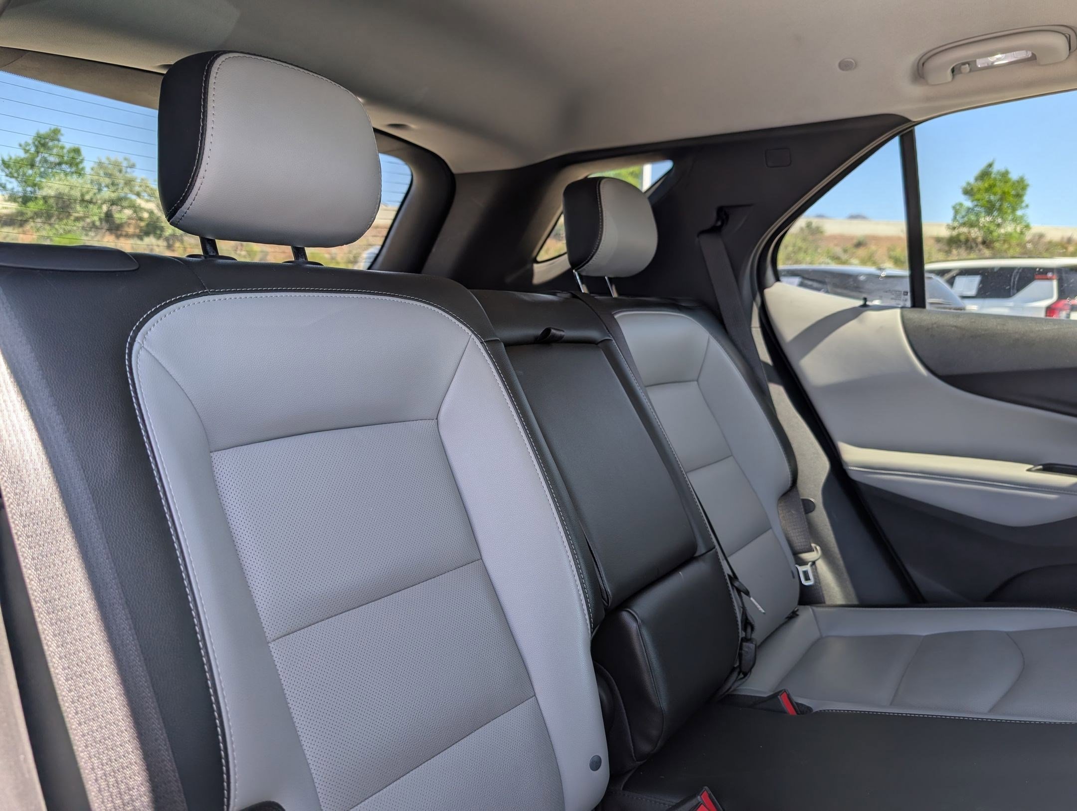 2020 Chevrolet Equinox Premier - Photo 24