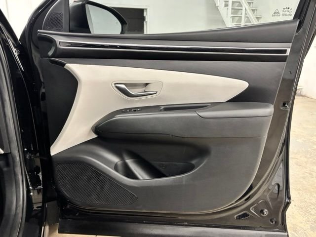 Used 2023 Black Hyundai SEL image 23
