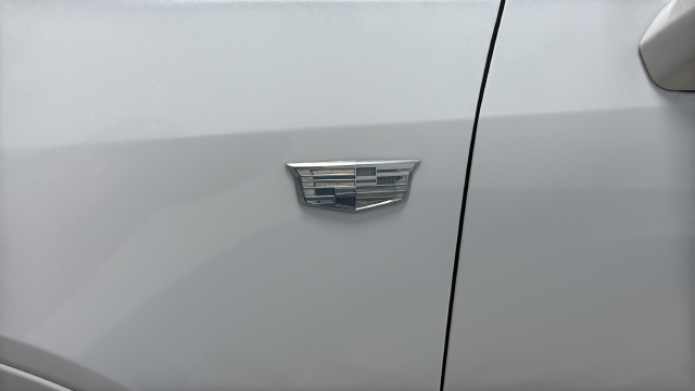 Used 2020 White Cadillac Premium Luxury image 41