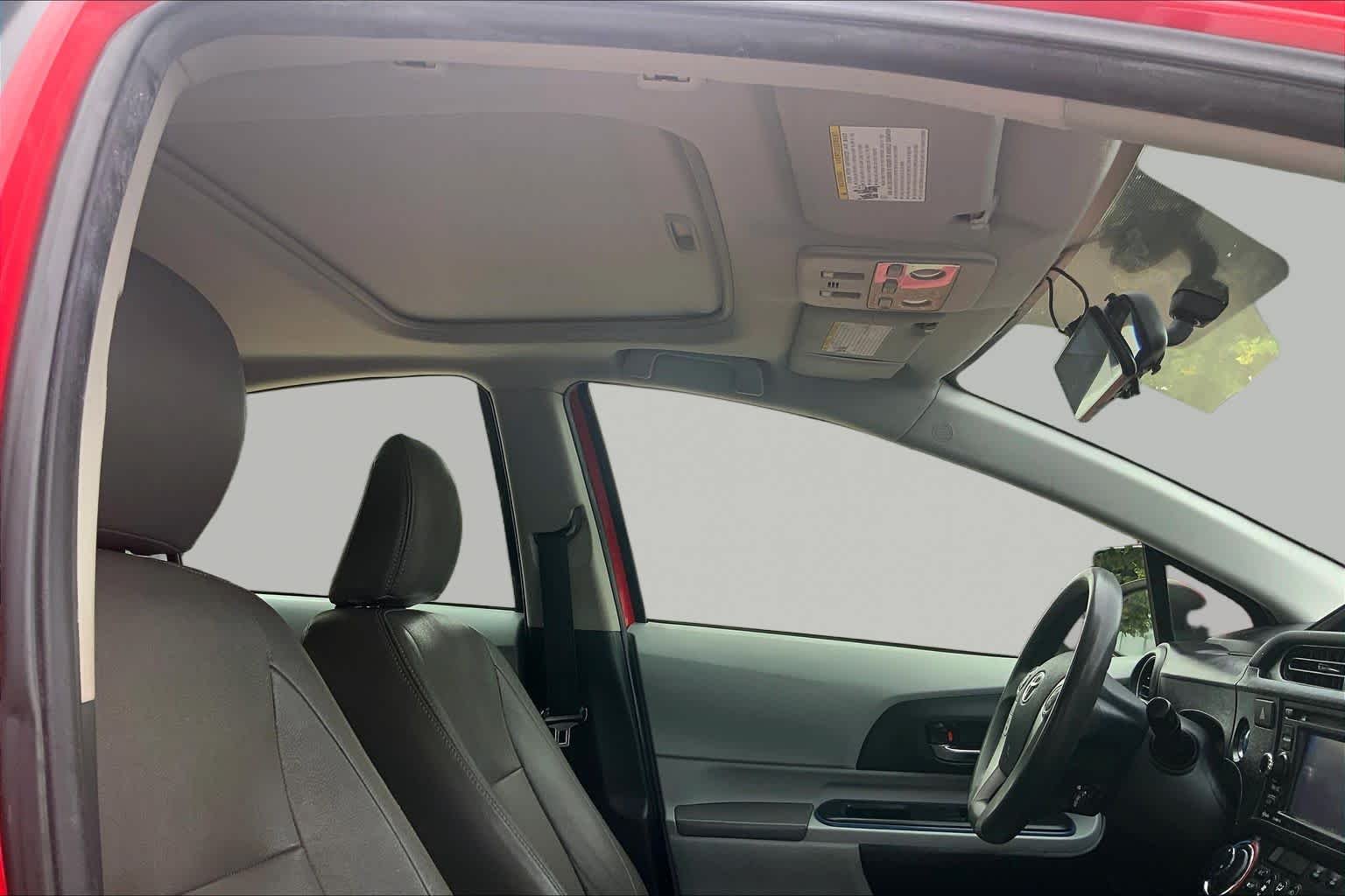 Used 2013 Absolutely Red Toyota Three image 13