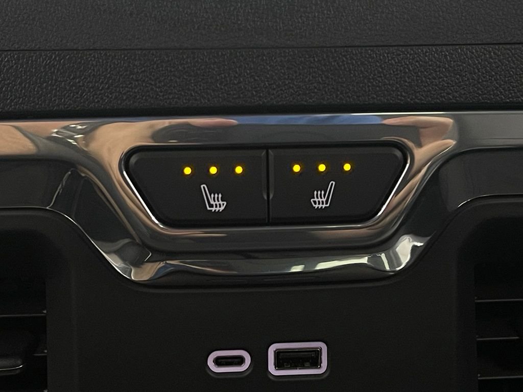 Used 2024 Summit White Chevrolet LTZ image 7