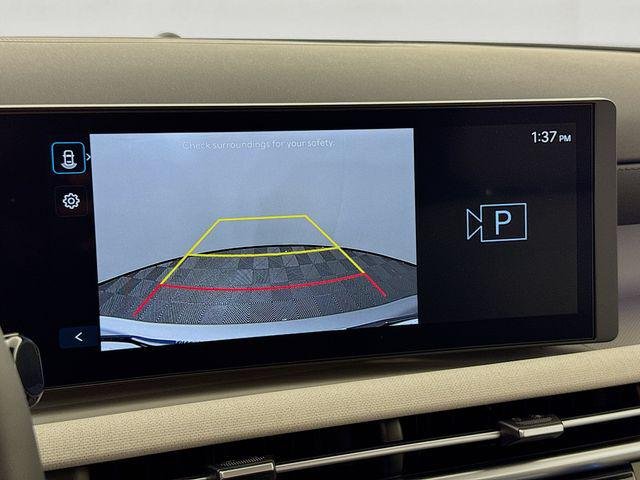 New 2026 Silver Hyundai SEL Convenience image 22