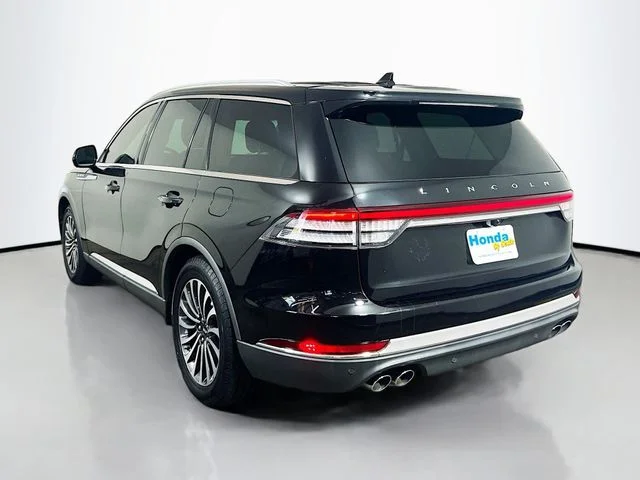 Used 2020 Black Metallic Lincoln Reserve image 7