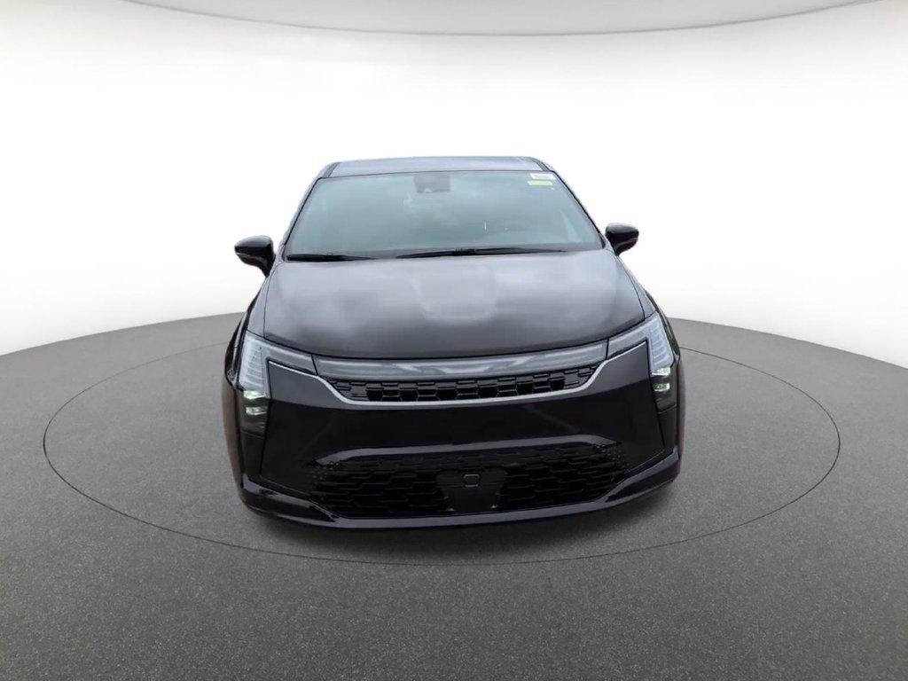 New 2027 Diamond Black Crystal Pearl-Coat Paint Chrysler  image 2