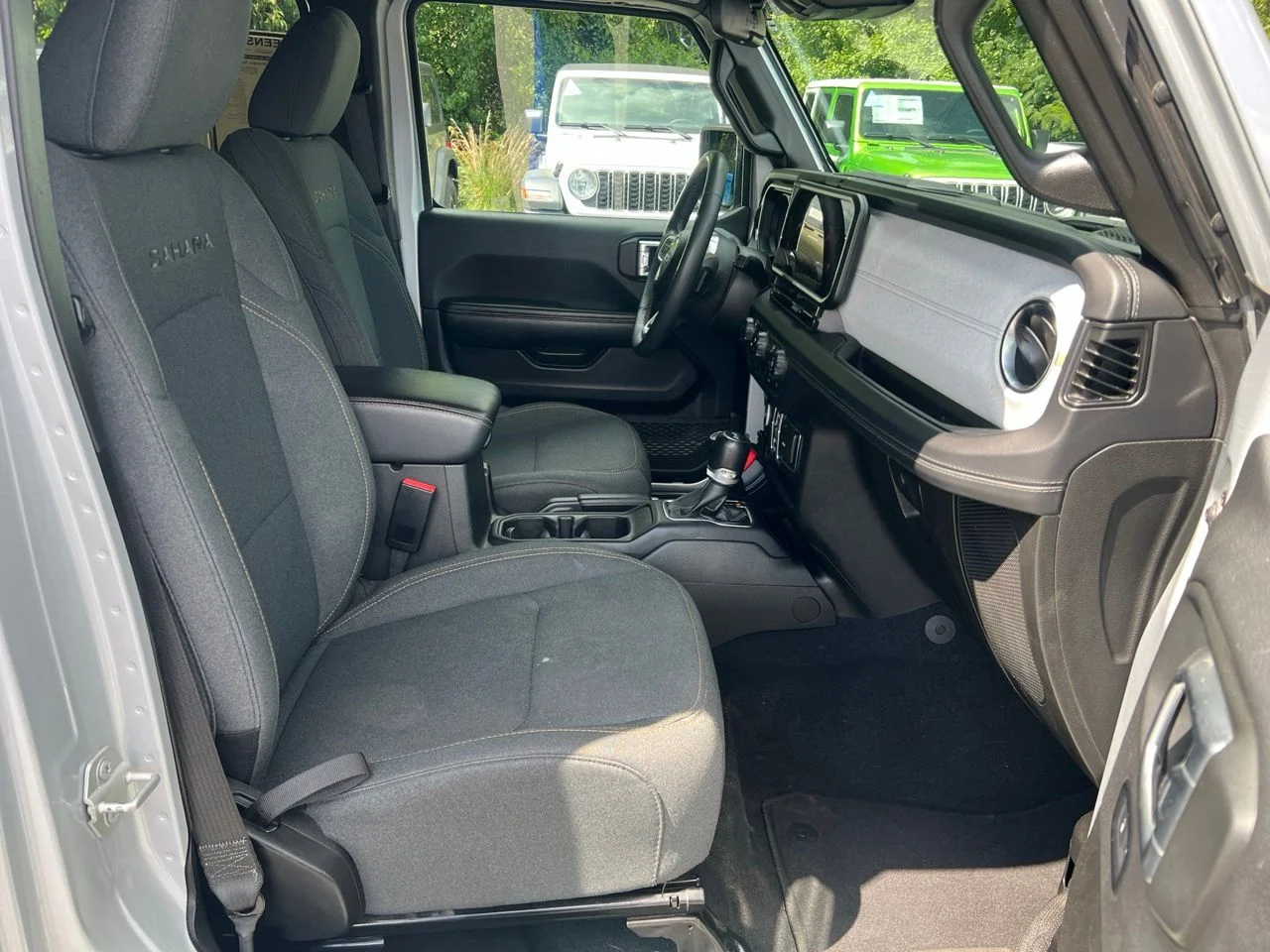 Used 2024 Silver Jeep Sahara 4xe image 23