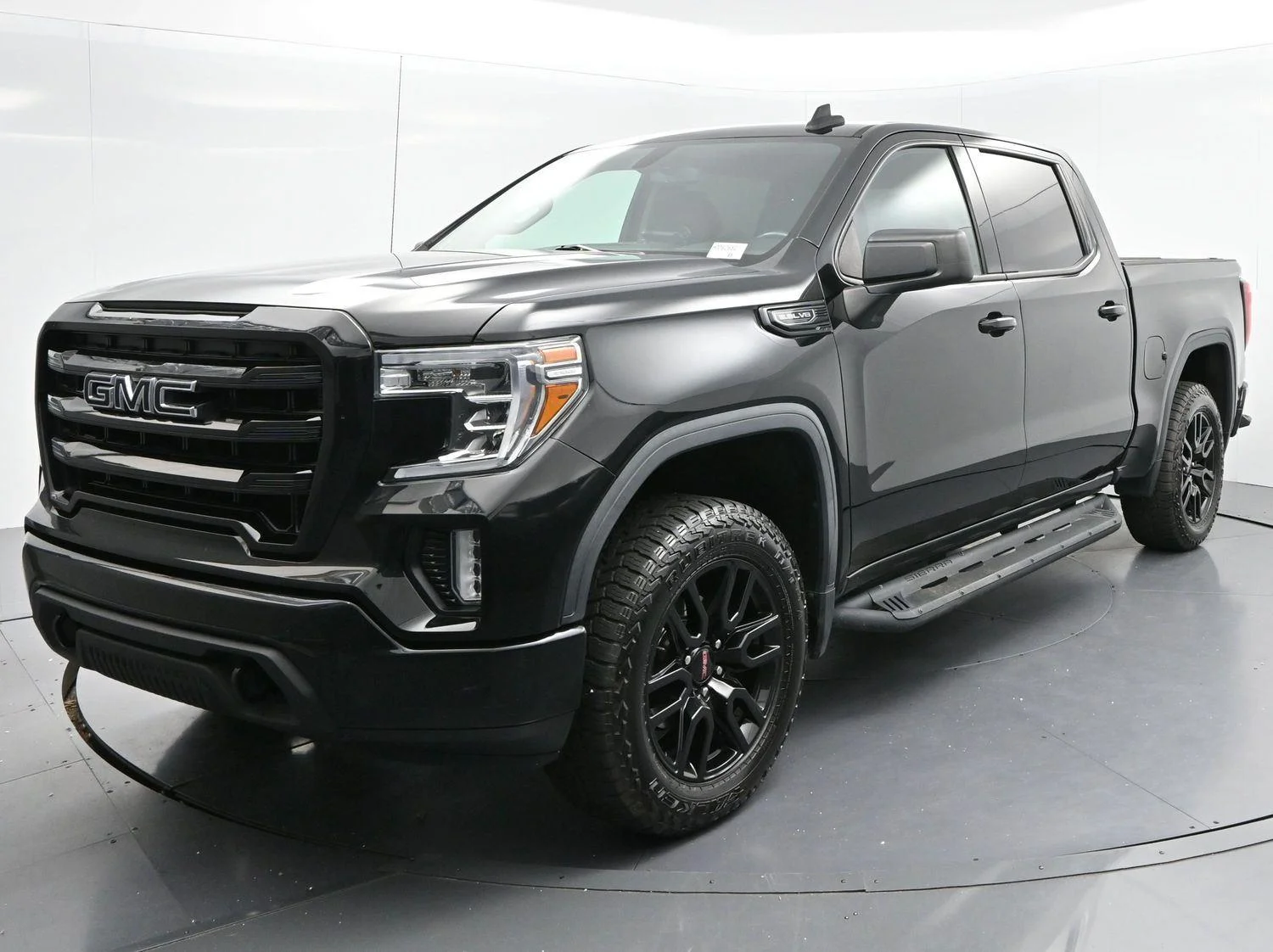 Used 2020 Onyx Black GMC Elevation image 3