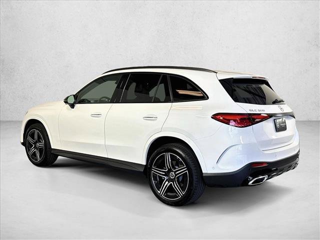New 2026 Polar White Mercedes-Benz GLC 300 image 37