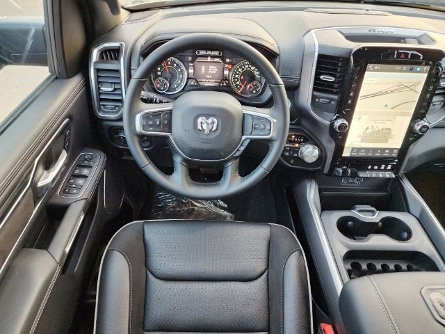 Used 2023 Diamond Black Crystal Pearlcoat Ram Laramie image 30