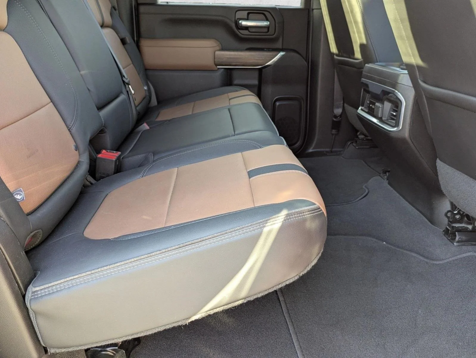 Used 2022 Cherry Red Tintcoat Chevrolet High Country image 19