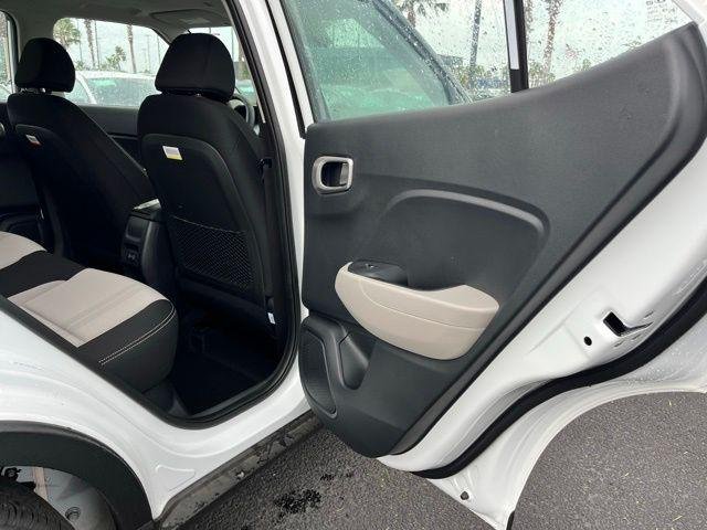 New 2026 White Hyundai SEL image 19