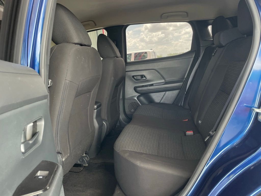Used 2025 Blue Nissan S image 16