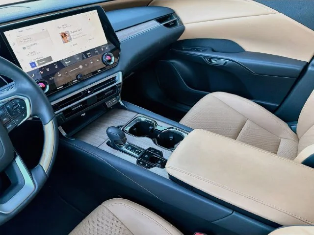 Certified Used 2026 EMINENT WHITE PEARL Lexus 350 Premium image 21