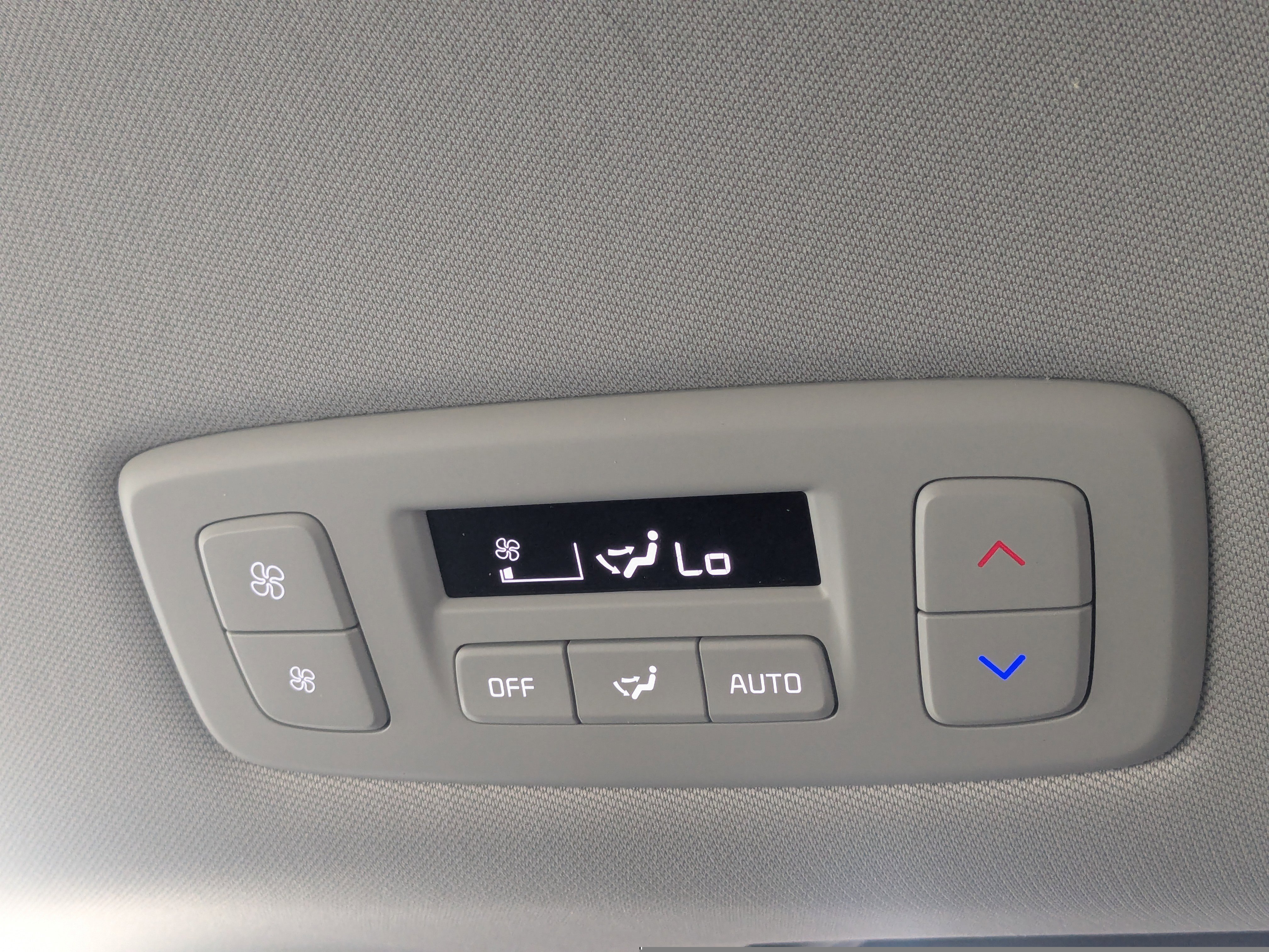 New 2026 Deep Chroma Blue Kia EX image 22