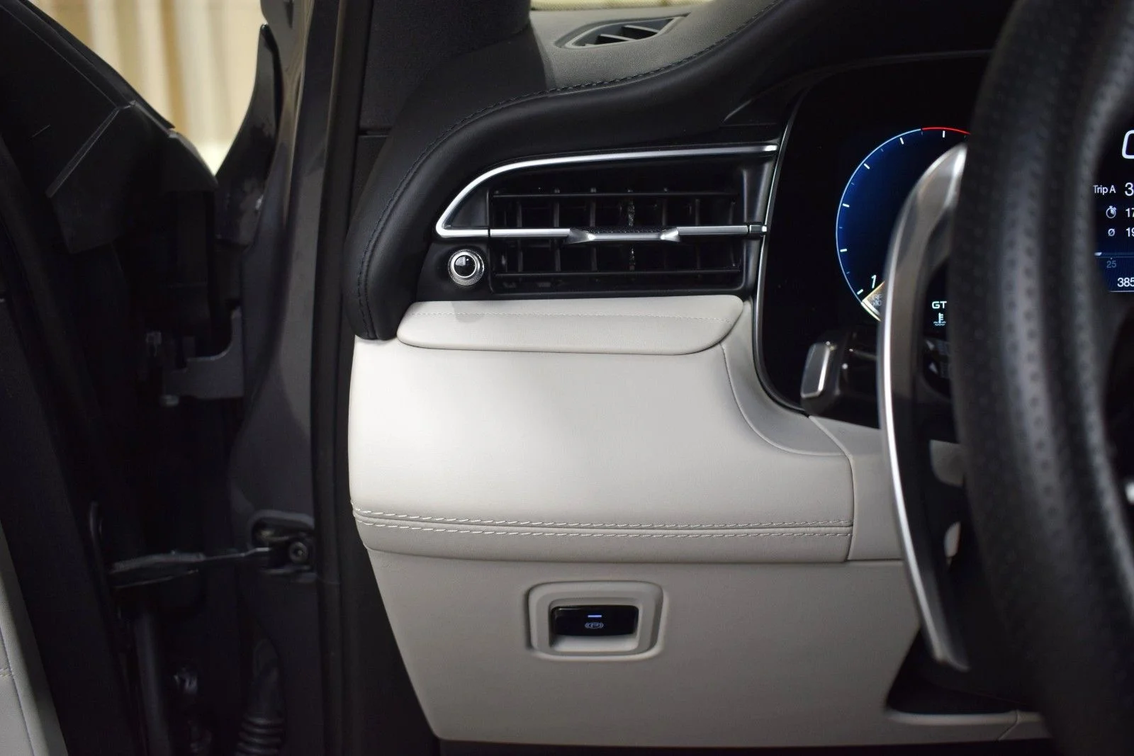 Certified Used 2024 Gray Maserati  image 30