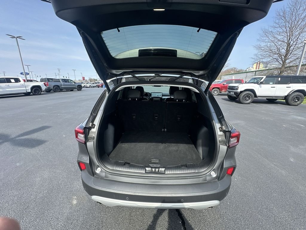 2025 Ford Escape Platinum - Photo 30