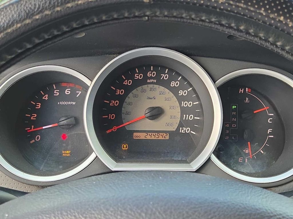 Used 2007 White Toyota PreRunner image 23