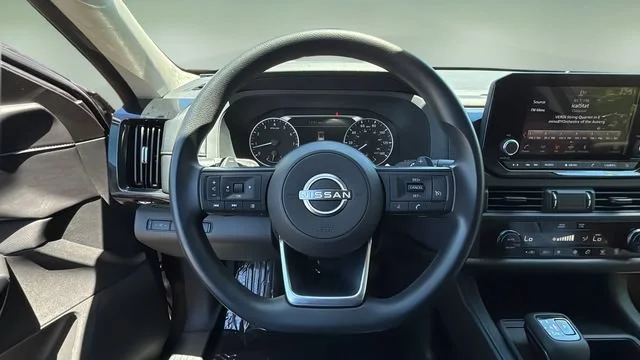 Used 2023 Gray Nissan S image 12