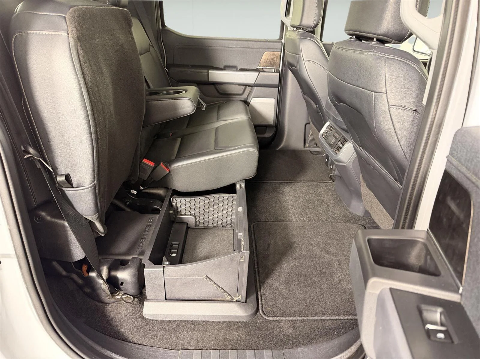 Used 2022 Space White Ford LARIAT image 20