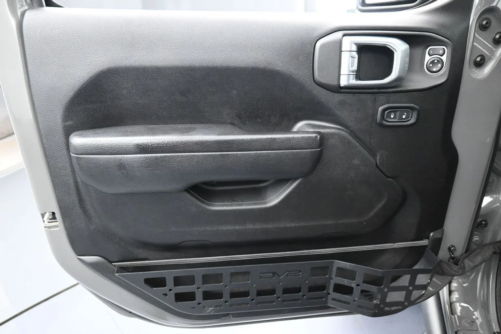 Used 2022 Sting-Gray Clearcoat Jeep Rubicon image 12