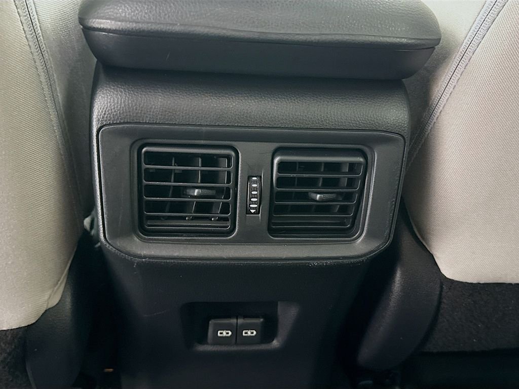 Used 2022 Silver Toyota XLE image 26