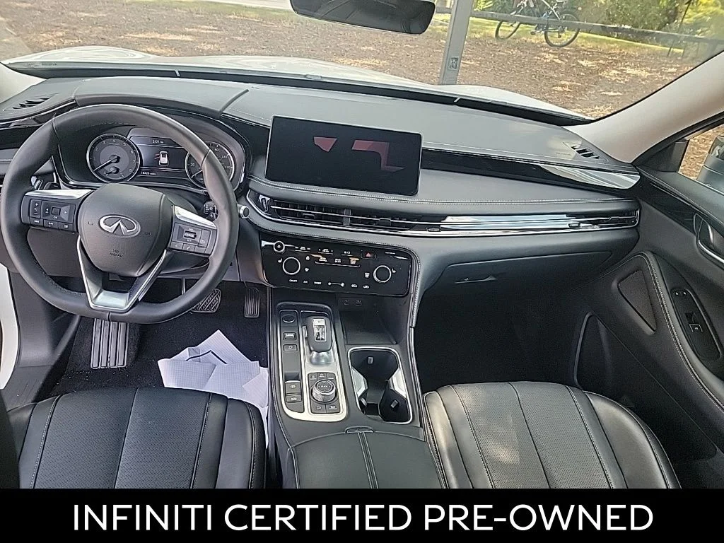 Certified Used 2025 Glacier White INFINITI PURE image 7