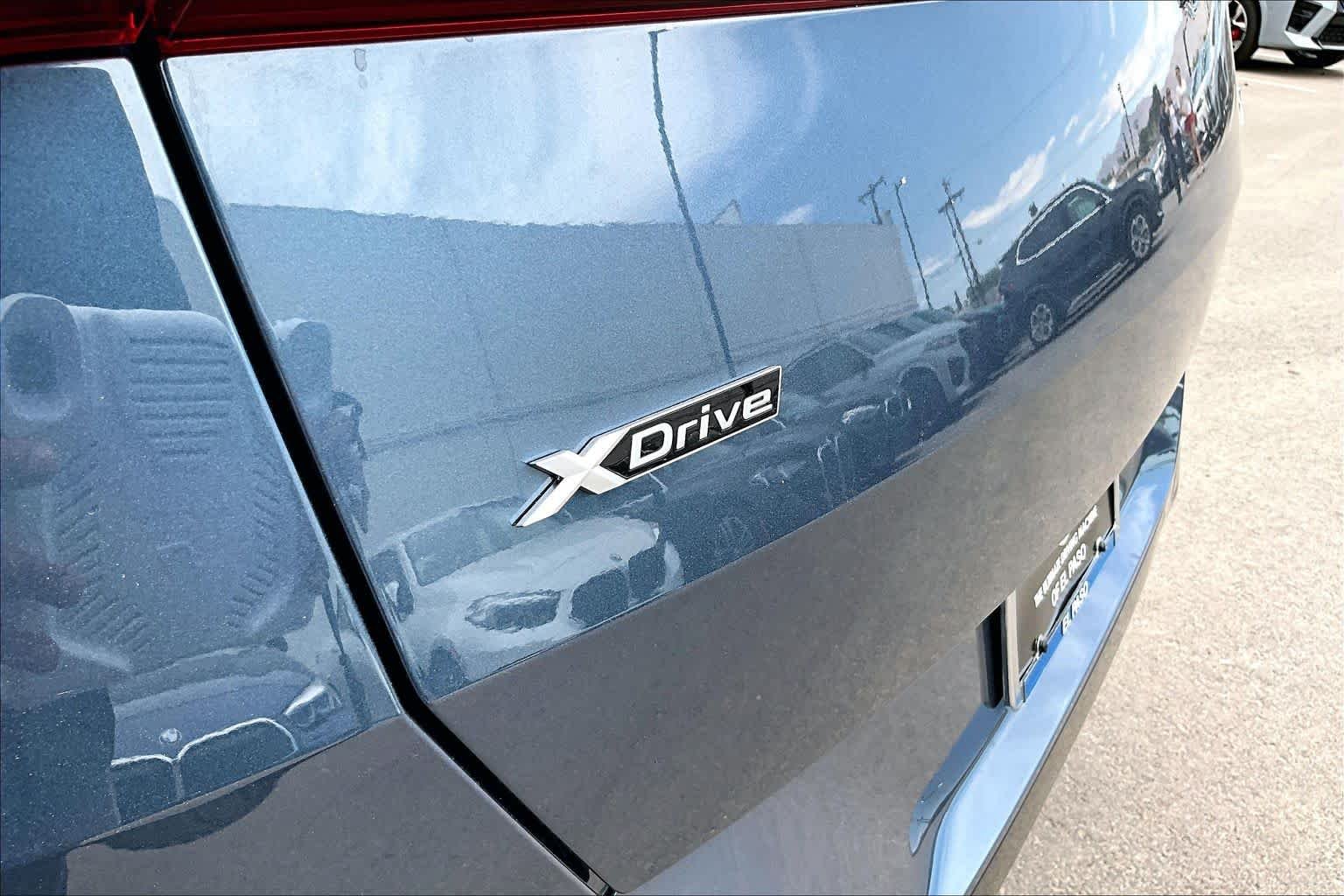 New 2026 Arctic Race Blue Metallic BMW 30 xDrive image 15