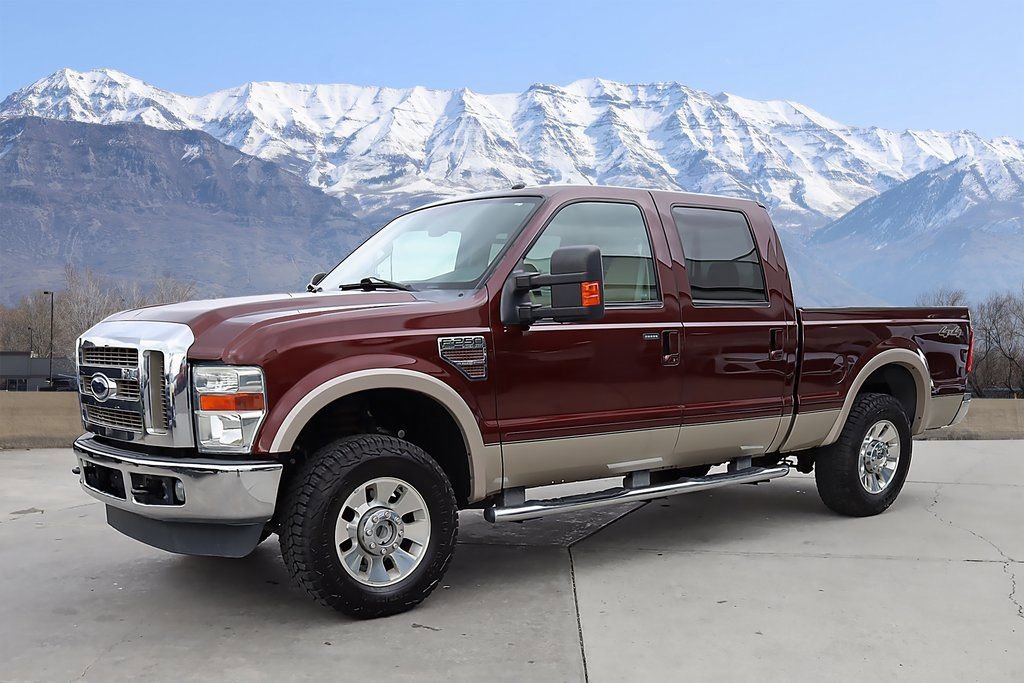 Used 2010 Maroon Ford Lariat image 2