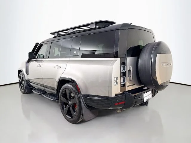 Used 2024 Silver Land Rover X image 7