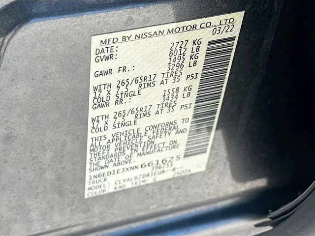 Used 2022 Gray Nissan SV image 29
