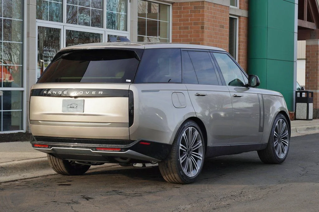 Used 2026 Gold Land Rover SE image 5