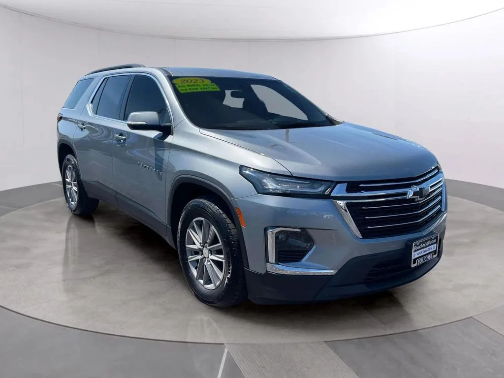 Used 2023 Sterling Gray Metallic Chevrolet LT image 7