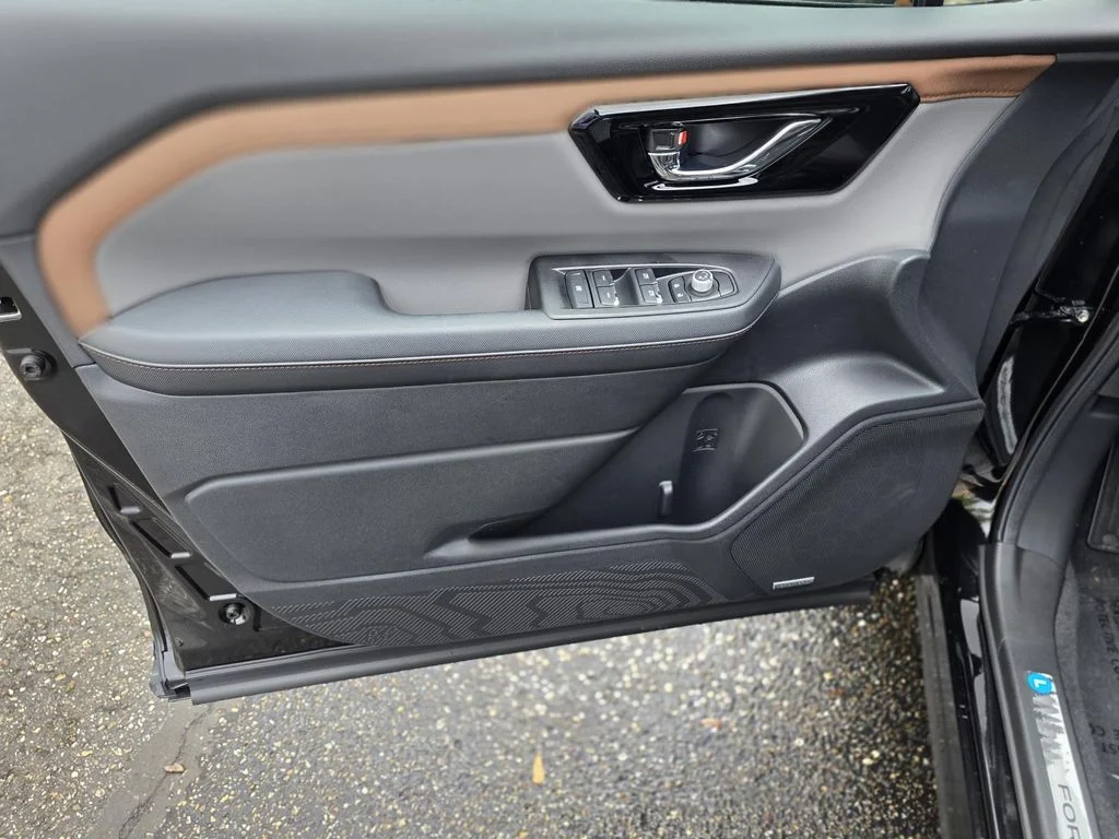 2026 Subaru Forester Sport - Photo 34